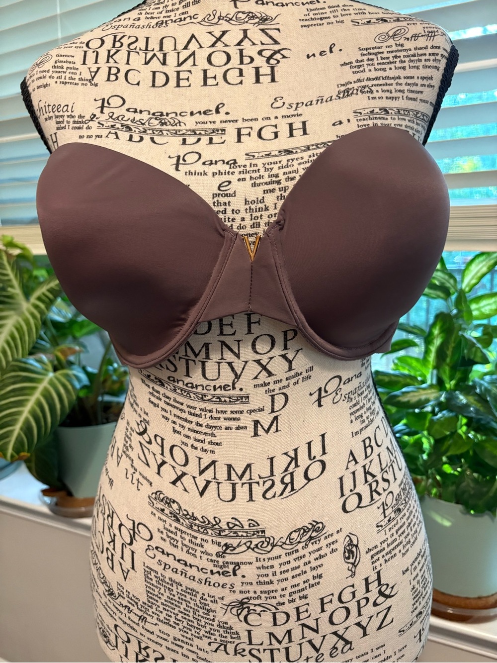 Victoria's Secret Strapless Molded Bra in Deep Brown